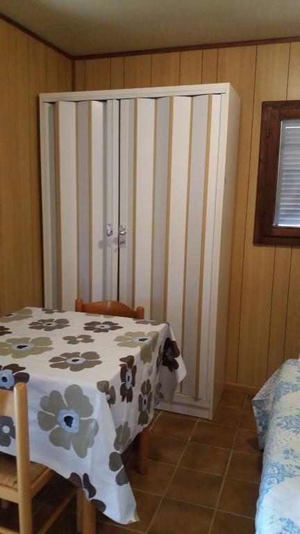 Villaggio Camping Tesonis Beach Tertenìa Exteriör bild